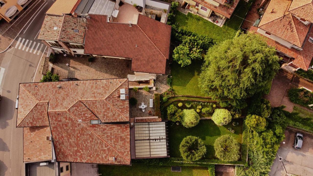 Ad Sidera Bed & Breakfast Pastrengo Bagian luar foto