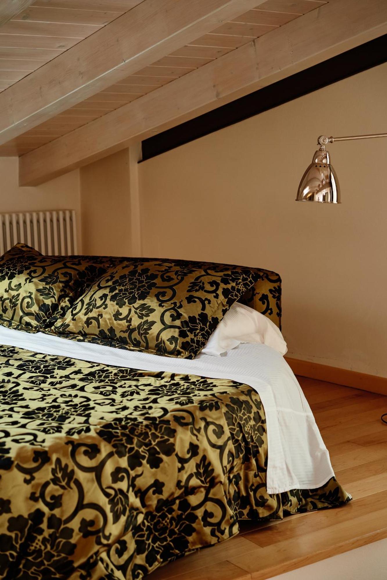 Ad Sidera Bed & Breakfast Pastrengo Ruang foto