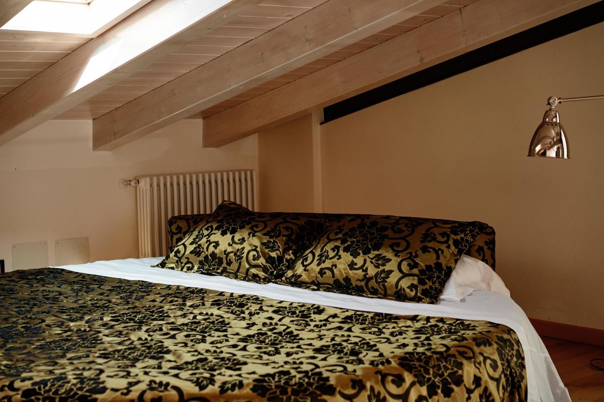Ad Sidera Bed & Breakfast Pastrengo Ruang foto
